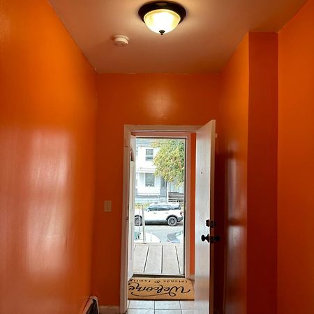 Fidellia Iron Room, Queen Bed Minutes From Newark Liberty International Airport And Newark Penn Station Екстериор снимка